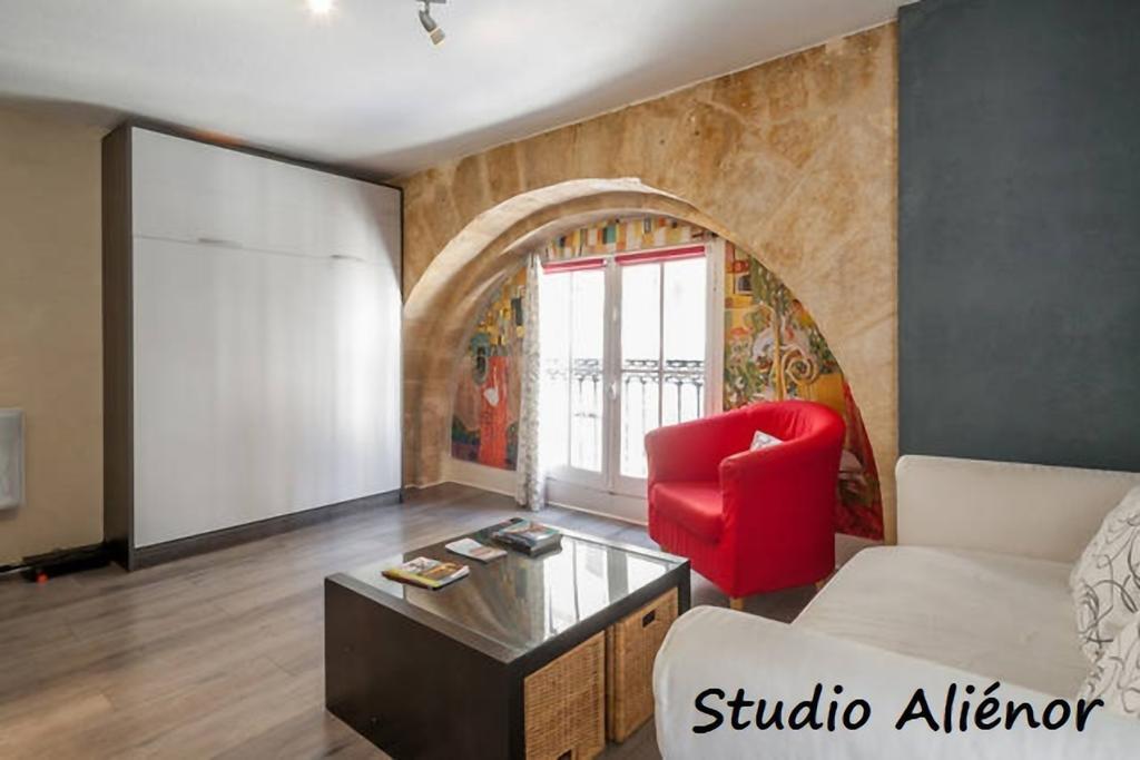 Apparts En Ville Place De La Bourse Burdeos Habitación foto