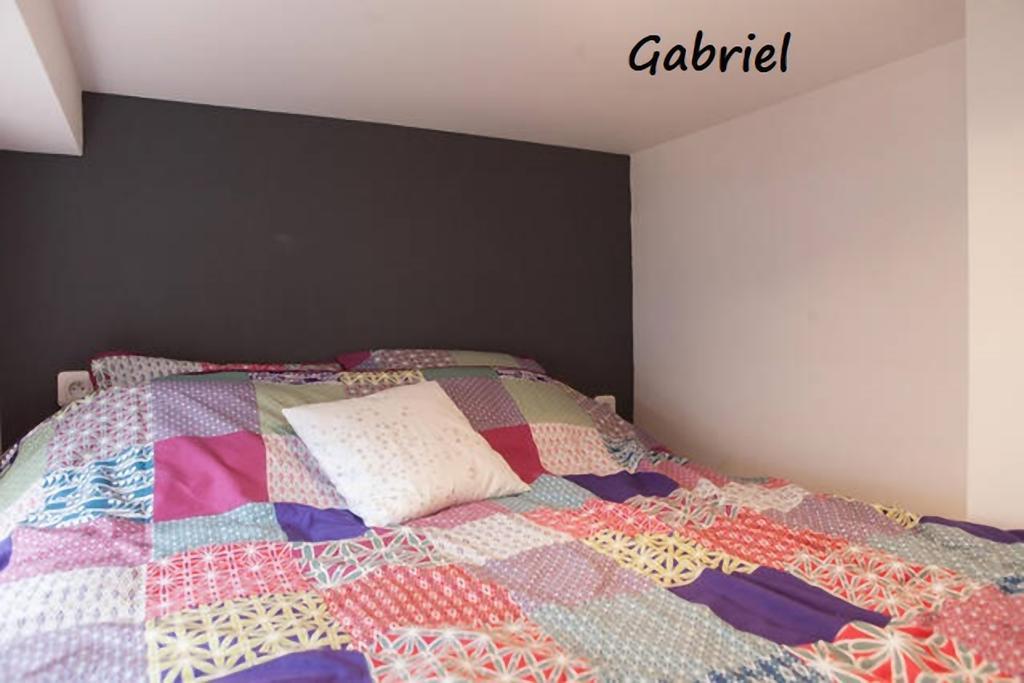 Apparts En Ville Place De La Bourse Burdeos Habitación foto