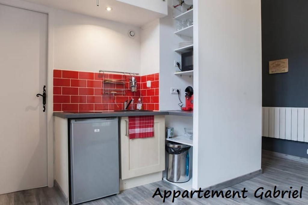 Apparts En Ville Place De La Bourse Burdeos Habitación foto