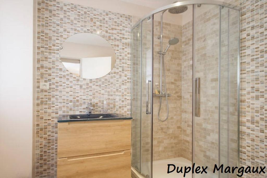 Apparts En Ville Place De La Bourse Burdeos Habitación foto